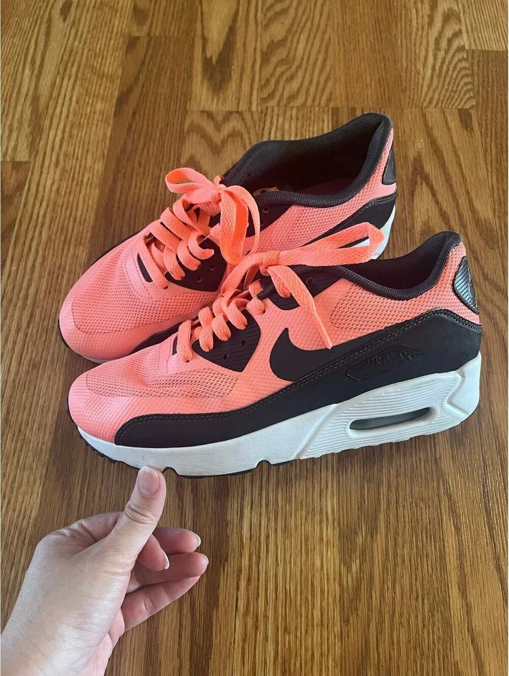 Nike Air Max 90 Ultra 2.0. Size 5Y or Women’s 6.5.